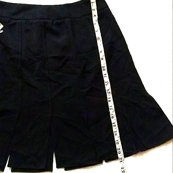 NWT Cache Blk Multi Slit Panelled Mini - Picture 6 of 8